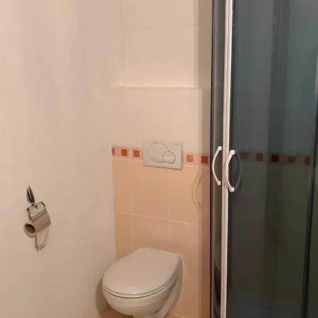 Golem Apartman *